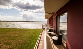  Maria Residence Serviced Apartments Mamaia  Мамая